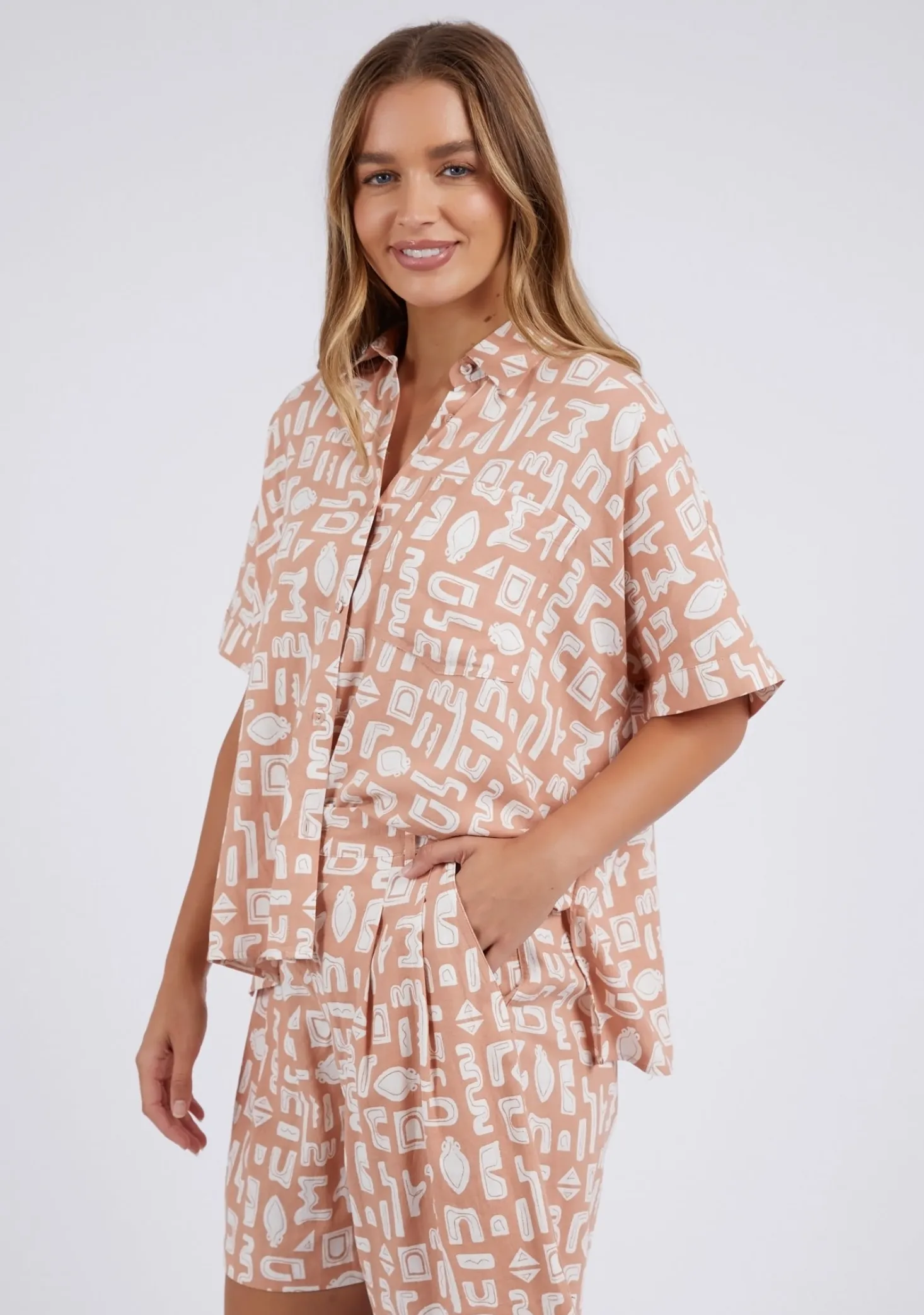 Foxwood Etched Geo Shirt